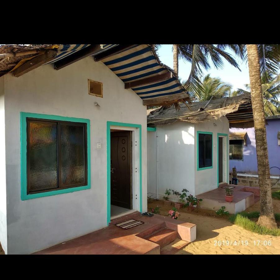 Prafulla Homestay Карвар Екстер'єр фото